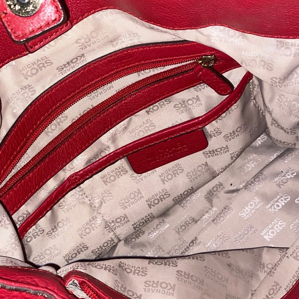 Michael Kors Hamilton‎ Red Pebbled Leather Shoulder Bag